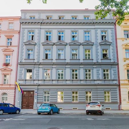 Cozy Quiet New Apartment In Karlin Square Prag Dış mekan fotoğraf